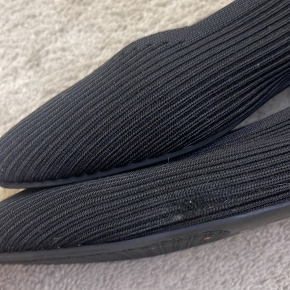 VIVAIA Margot Walker Square-Toe V-Cut Flats Size 8.5 Wide - Picture 7 of 9